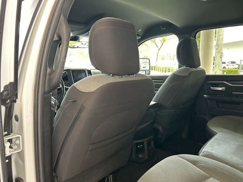 Certified 2024 RAM 2500 Big Horn AWD/4WD image 30