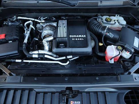 Used 2021 Chevrolet Silverado 1500 High Country w/ Safety Package II image 28