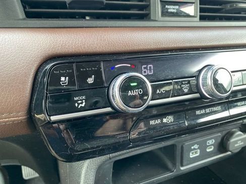 Used 2024 Honda Pilot Elite image 4