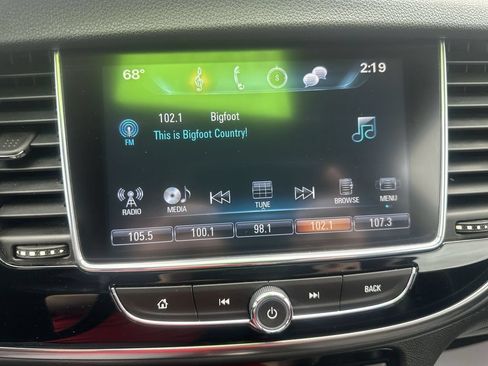 Used 2019 Buick Encore Sport Touring w/ Safety Package AWD/4WD image 23