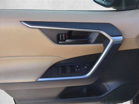 Certified 2025 Toyota RAV4 LE FWD image 10