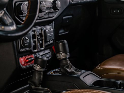 Used 2021 Jeep Wrangler Unlimited Rubicon image 62