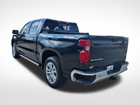 Used 2023 Chevrolet Silverado 1500 LTZ w/ LTZ Premium Package AWD/4WD image 11