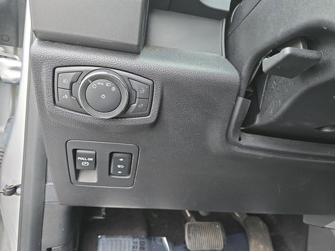 Used 2016 Ford F150 XLT w/ Equipment Group 302A Luxury image 27