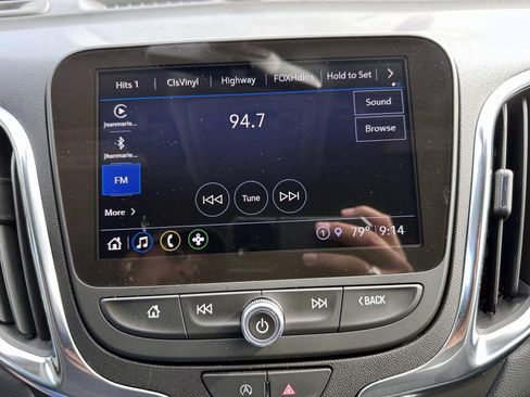 Used 2024 Chevrolet Equinox LT AWD/4WD image 22