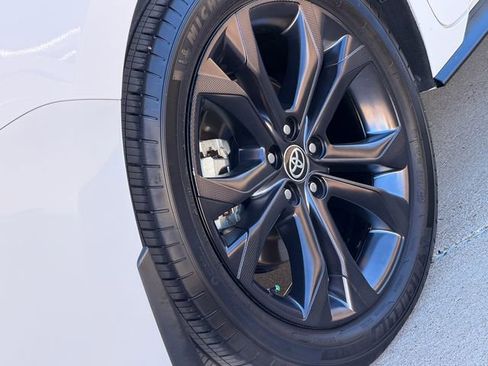 Used 2025 Toyota Sienna XSE image 9