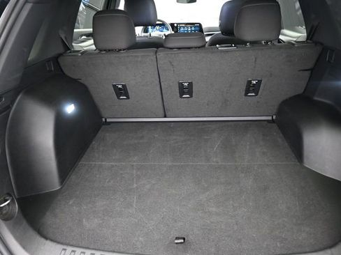 Used 2025 Chevrolet Equinox LT image 25