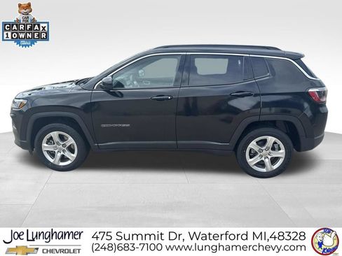 Used 2023 Jeep Compass Latitude w/ Convenience Group AWD/4WD image 7