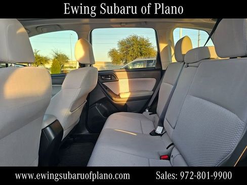 Used 2017 Subaru Forester 2.5i Premium image 7