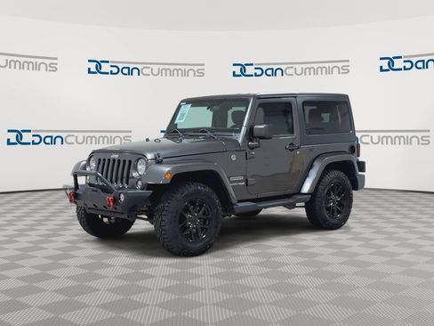 Used 2018 Jeep Wrangler Sport AWD/4WD image 4