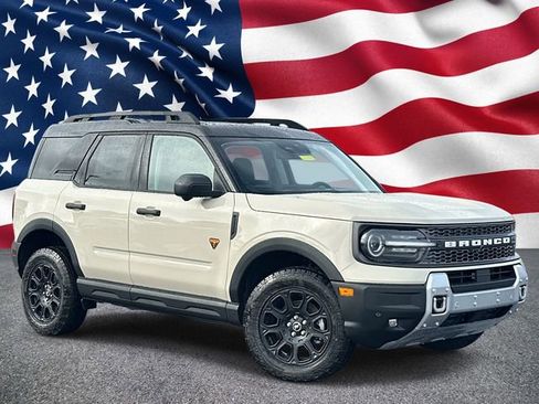 New 2025 Ford Bronco Sport Badlands image 9