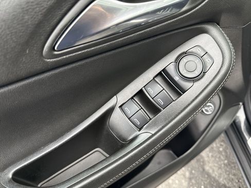 Used 2023 Buick Encore GX Essence w/ Experience Buick Package image 14