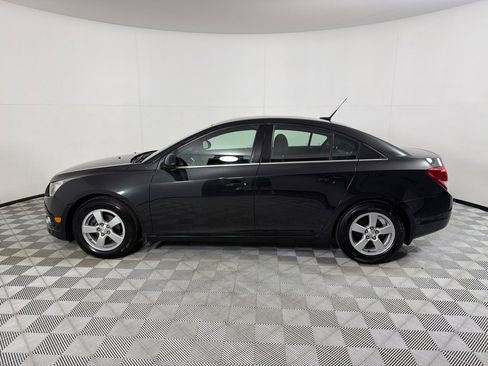 Used 2014 Chevrolet Cruze LT w/ Technology Package FWD image 8