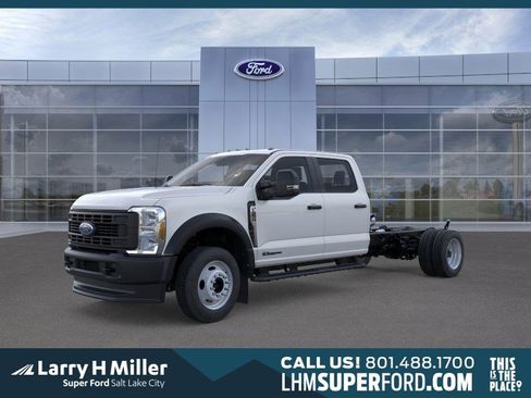 New 2025 Ford F550 4x4 Crew Cab Super Duty image 1