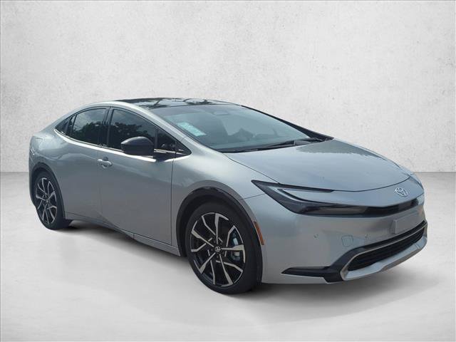 New 2027 Toyota Prius Plug-In Hybrid FWD image 3