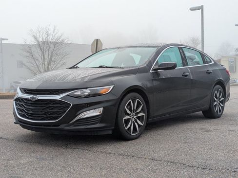 Used 2024 Chevrolet Malibu RS image 1