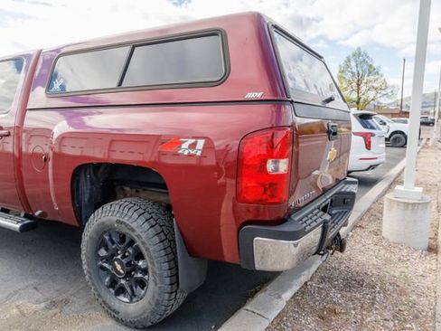Used 2014 Chevrolet Silverado 2500 LTZ w/ LTZ Plus Package image 4