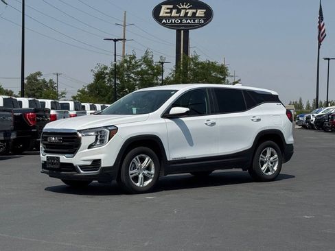 Used 2024 GMC Terrain SLE AWD/4WD image 1