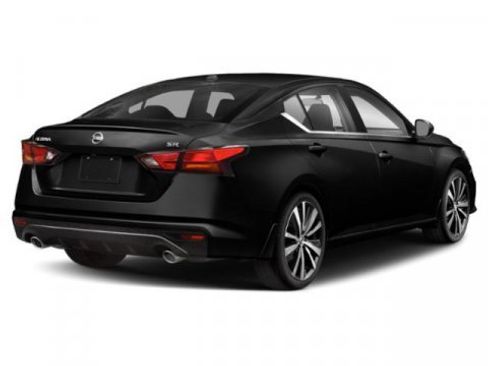 Used 2020 Nissan Altima 2.5 SR image 2