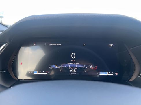 New 2025 Jeep Grand Cherokee Altitude AWD/4WD image 38