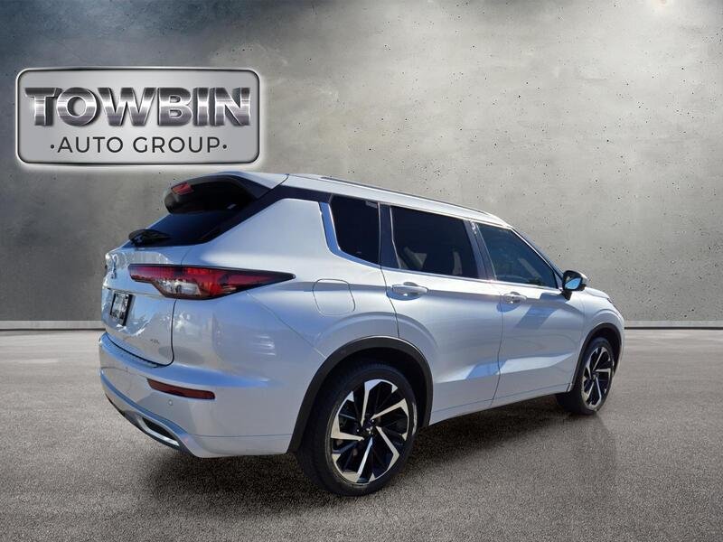 Used 2024 Mitsubishi Outlander SEL FWD image 5