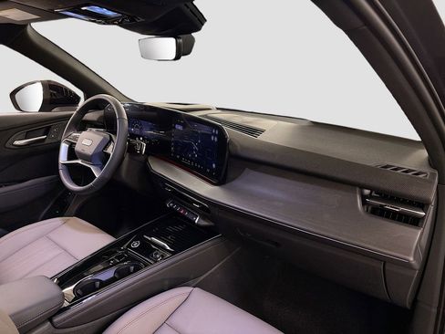 New 2026 Audi Q3 quattro 2.0T AWD/4WD image 14