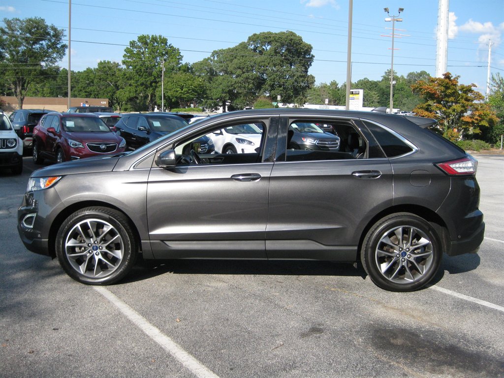 Used 2016 Ford Edge Titanium w/ Equipment Group 302A AWD/4WD image 5