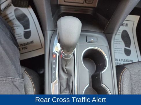 Used 2022 Chevrolet Equinox LT AWD/4WD image 33