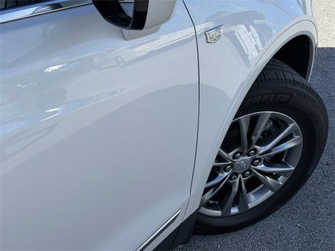 Used 2021 Cadillac XT5 Premium Luxury image 10