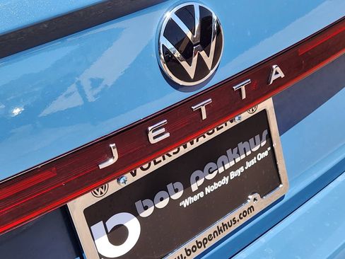 Used 2026 Volkswagen Jetta SE FWD image 31