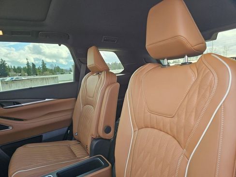 New 2026 INFINITI QX60 Autograph w/ Dark Cargo Package image 18