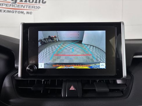 Used 2025 Toyota RAV4 XLE w/ Convenience Package FWD image 17