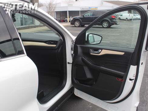 Used 2021 Ford Escape Titanium w/ Titanium Elite Package image 27