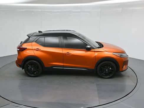 Used 2023 Nissan Kicks SR FWD image 38