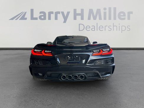 Used 2025 Chevrolet Corvette Z06 w/ Battery Protection Package image 4