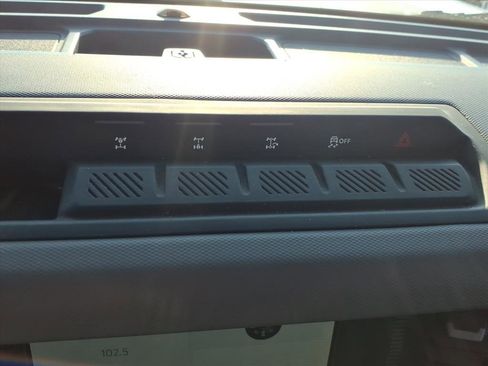 Used 2022 Ford Bronco Big Bend w/ Sasquatch Package image 17