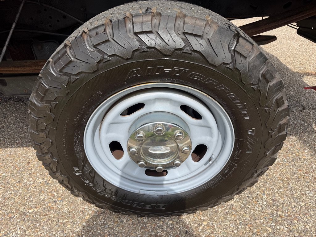 Used 2012 Ford F250 XL AWD/4WD image 15
