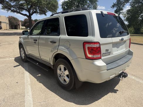 Used 2009 Ford Escape XLT FWD image 7