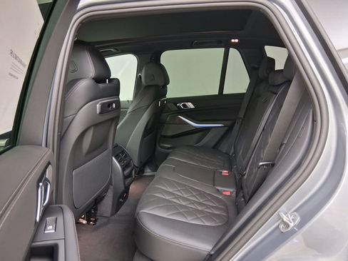 New 2026 BMW X5 xDrive50e w/ Premium Package AWD/4WD image 14