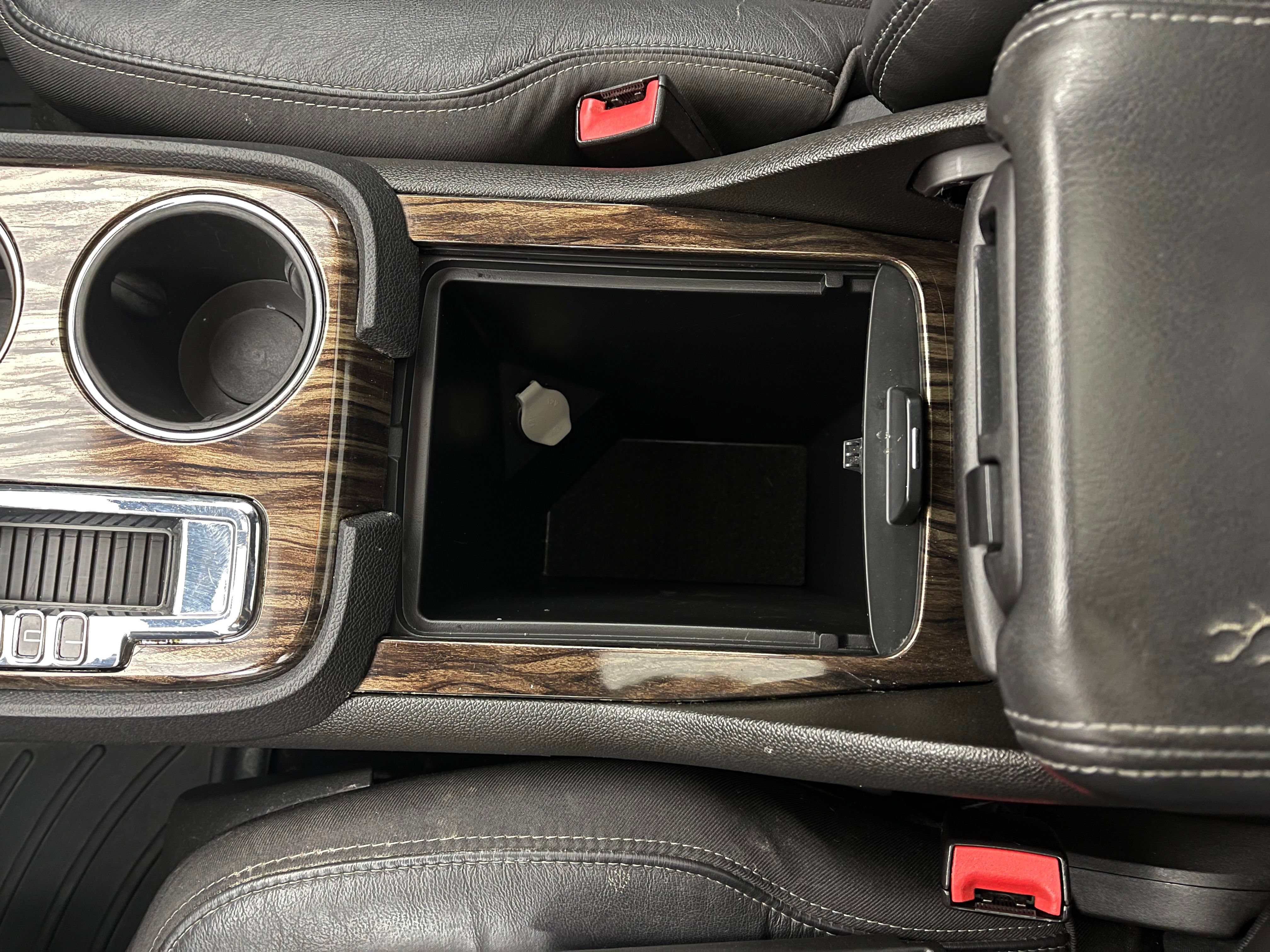 Used 2015 GMC Acadia Denali FWD image 39