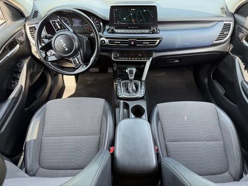 Used 2022 Kia Seltos Nightfall Edition AWD/4WD image 9