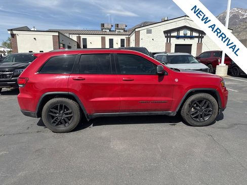 Used 2019 Jeep Grand Cherokee Trailhawk image 8