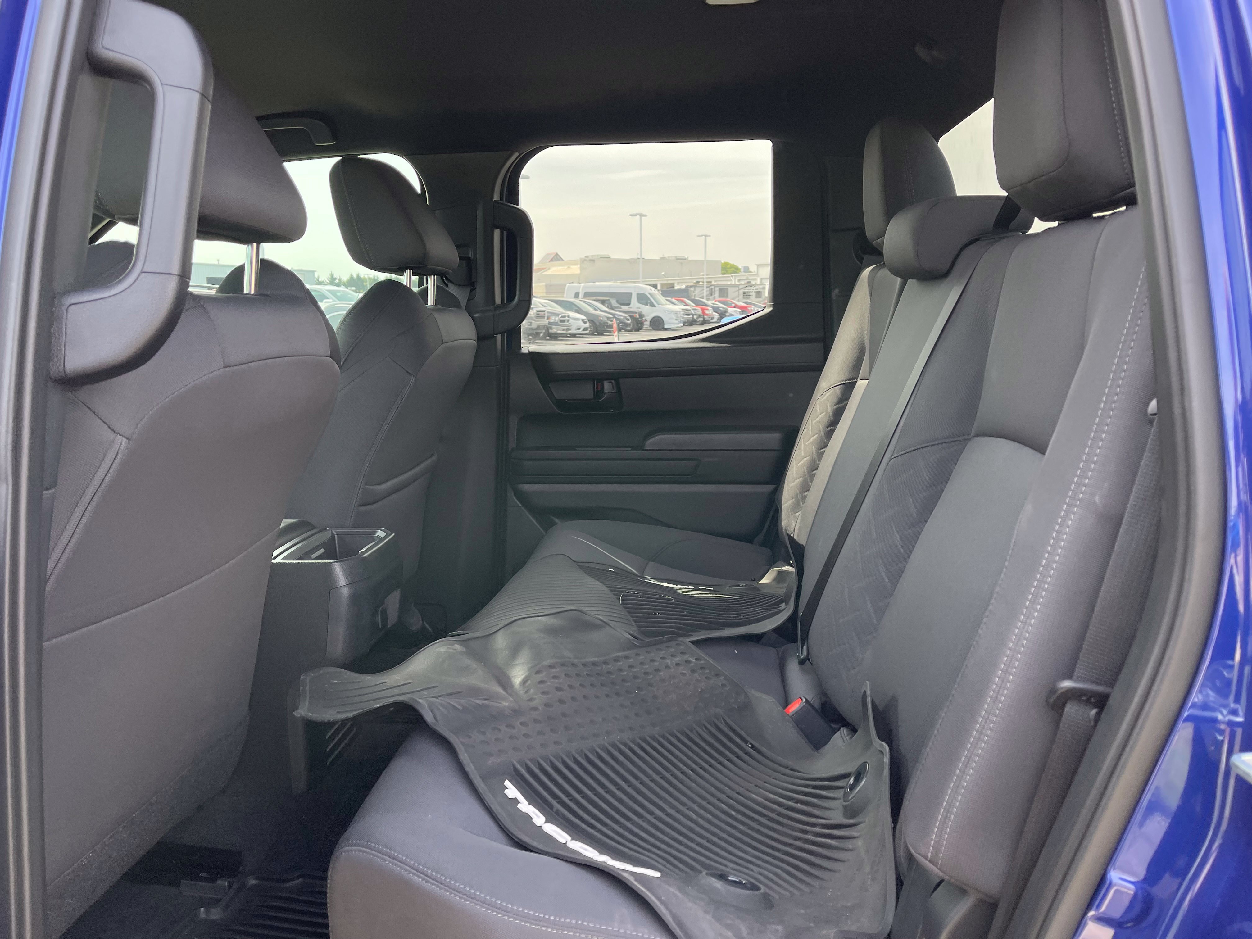 Used 2025 Toyota Tacoma SR5 AWD/4WD image 15