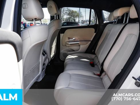 Used 2025 Mercedes-Benz GLA 250 4MATIC image 22