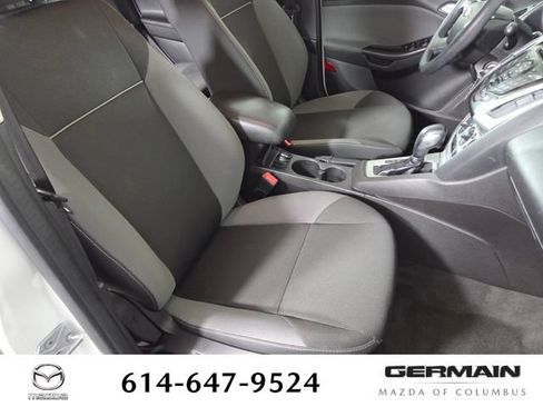 Used 2014 Ford Focus SE FWD image 29