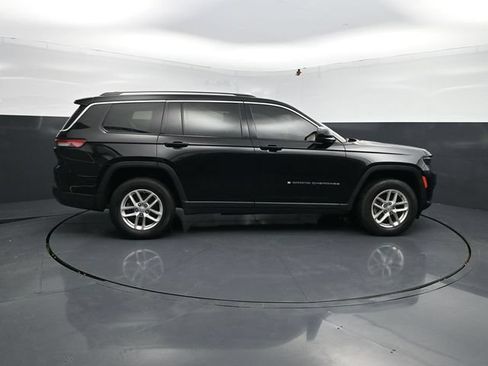 Used 2022 Jeep Grand Cherokee L Laredo w/ Luxury Tech Group I AWD/4WD image 11