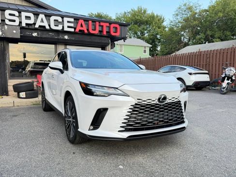 Used 2023 Lexus RX 350 Premium Plus w/ Accessory Package AWD/4WD image 4