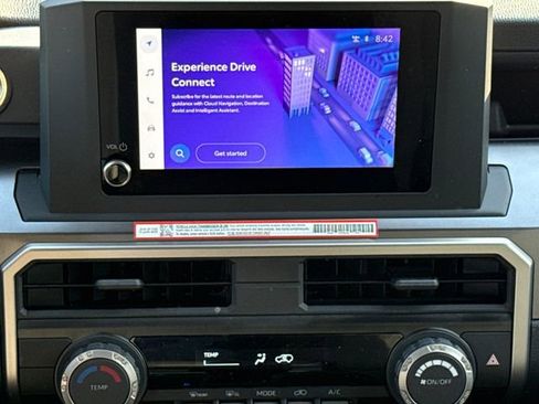 Used 2025 Toyota 4Runner SR5 image 13