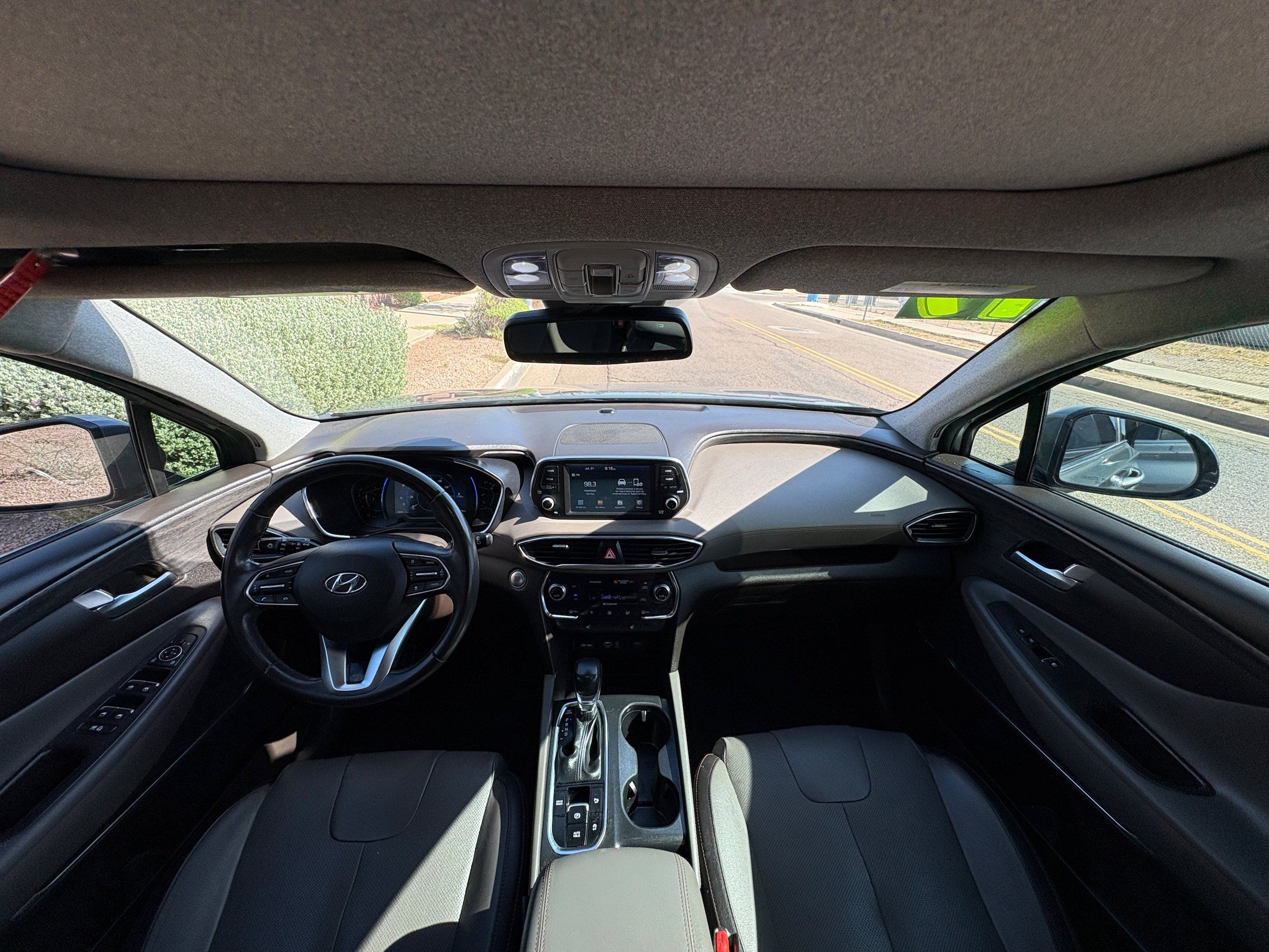 Used 2019 Hyundai Santa Fe Limited FWD image 13