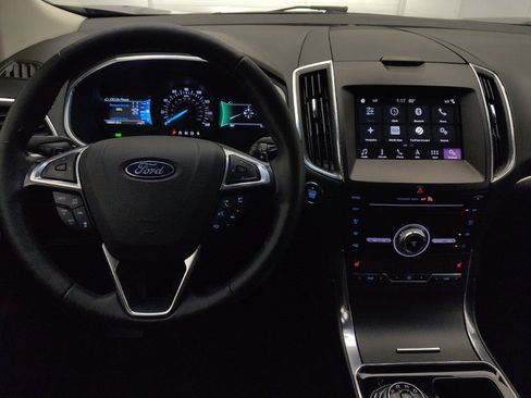 Used 2019 Ford Edge Titanium w/ Cold Weather Package AWD/4WD image 22